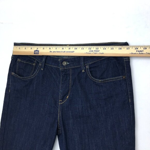 Levi's Women's Jeans Demi Curve Classic Slim Straight Leg Dark Wash size 12 - Picture 5 of 9